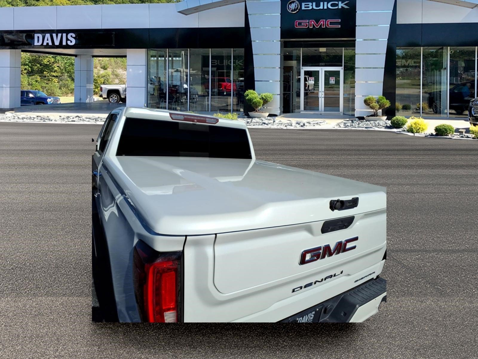 Used 2019 GMC Sierra 1500 Denali w/ Denali Ultimate Package AWD/4WD image 23