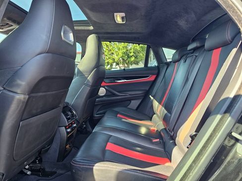 Used 2018 BMW X6 M AWD/4WD image 18