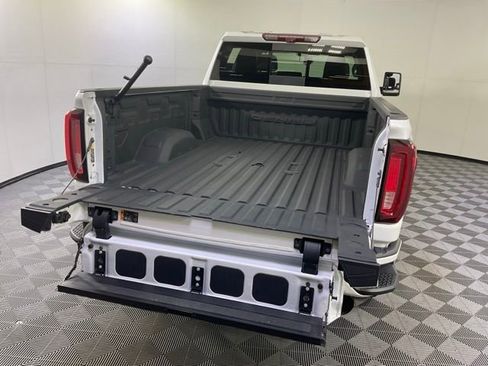 Used 2023 GMC Sierra 2500 Denali w/ Denali Ultimate Package image 39