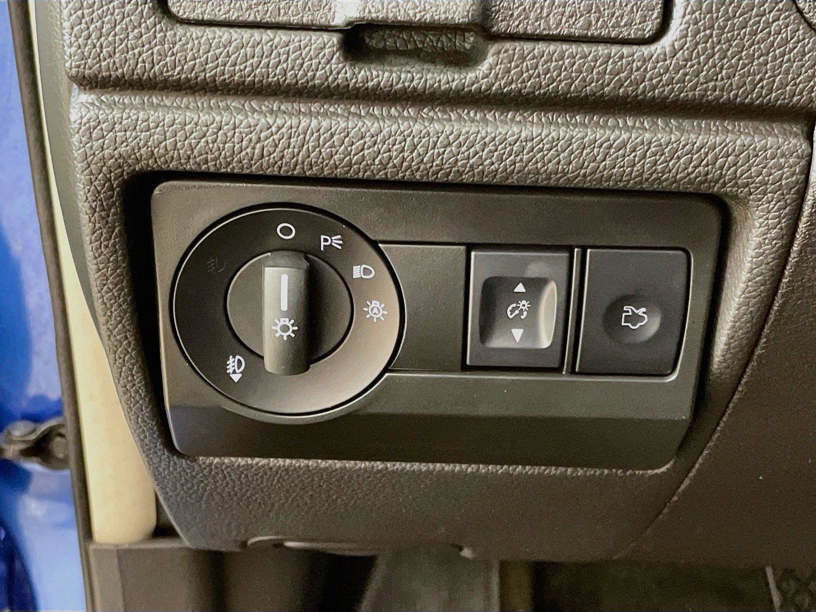Used 2012 Ford Fusion SE FWD image 13