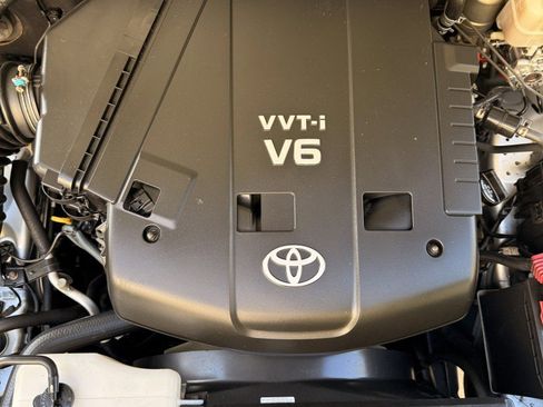 Used 2007 Toyota FJ Cruiser 4WD image 18