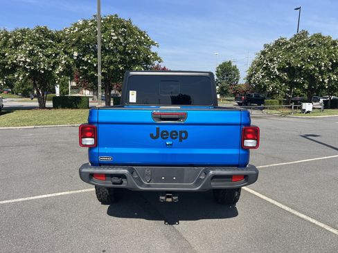 Used 2021 Jeep Gladiator Sport AWD/4WD image 6