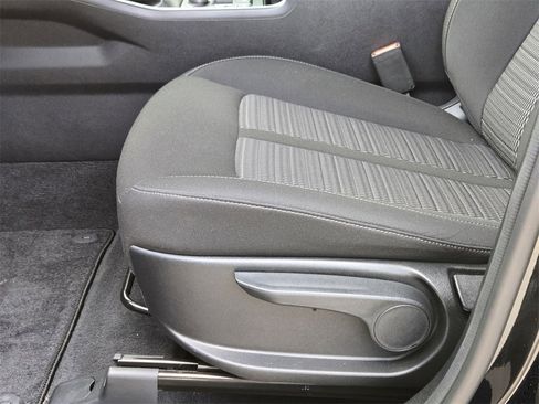 New 2025 Kia Sorento LX image 19