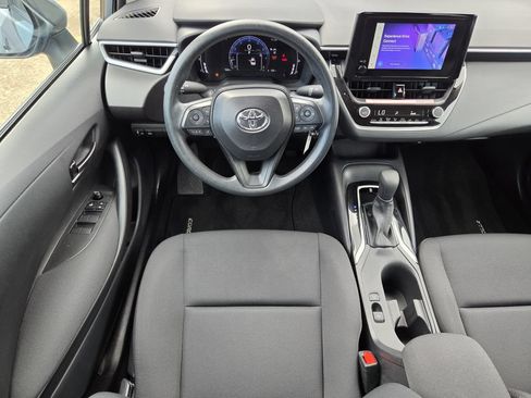 Used 2026 Toyota Corolla LE FWD image 14