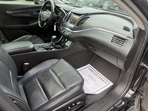 Used 2016 Chevrolet Impala LT FWD image 40