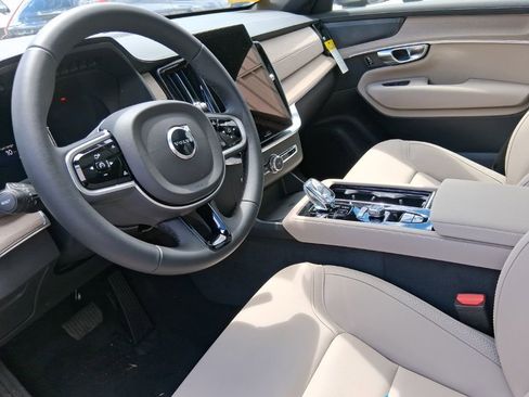 New 2026 Volvo XC90 B6 Plus w/ Protection Package Premier AWD/4WD image 10