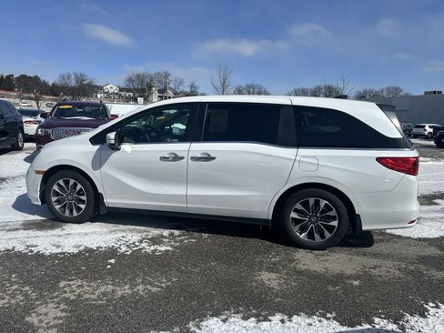 Used 2024 Honda Odyssey EX-L image 6