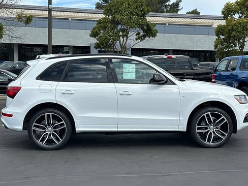 Used 2017 Audi Q5 3.0T Premium Plus w/ Technology Package AWD/4WD image 4