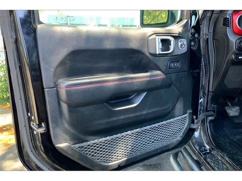 Used 2020 Jeep Gladiator Rubicon image 21