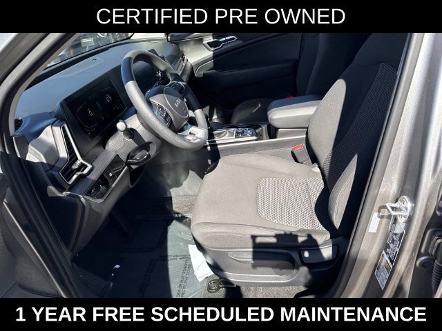 Used 2025 Kia Sportage LX FWD image 14