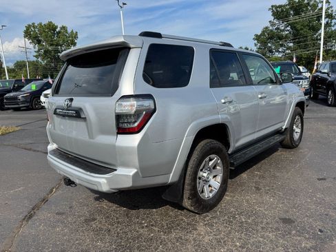 Used 2015 Toyota 4Runner 4WD image 5