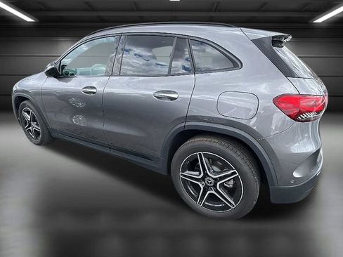 Used 2022 Mercedes-Benz GLA 250 4MATIC image 8