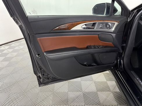 Used 2020 Lincoln MKZ Reserve w/ Elements Package FWD image 9