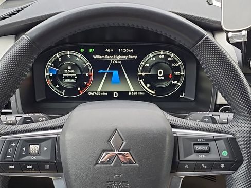 Used 2023 Mitsubishi Outlander SEL image 22