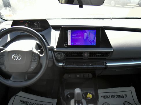 Used 2024 Toyota Prius LE image 36