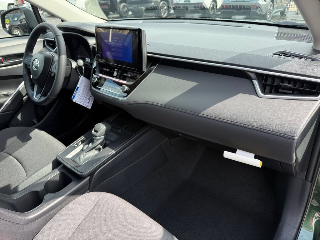 New 2026 Toyota Corolla Cross LE w/ Moonroof Package AWD/4WD image 17