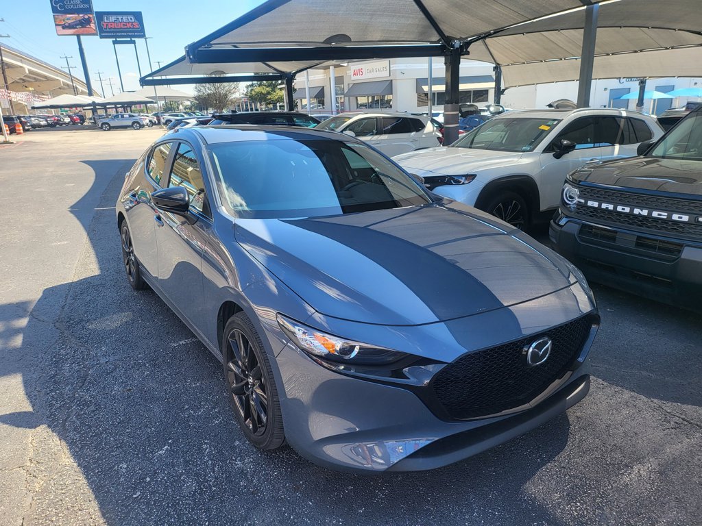 Used 2026 MAZDA MAZDA3 Carbon AWD/4WD image 2