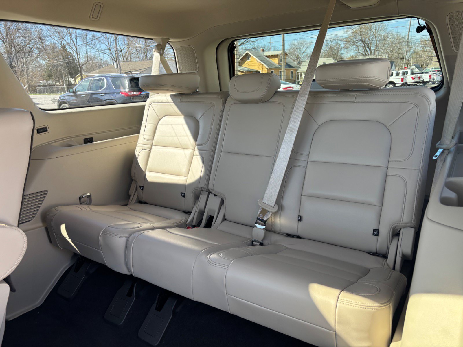 Used 2020 Lincoln Navigator L Reserve w/ Luxury Package AWD/4WD image 28