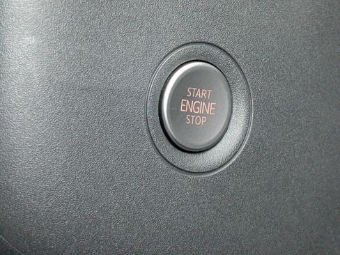 Used 2023 Volkswagen ID.4 Pro S AWD/4WD image 34