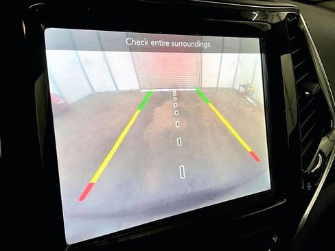 Used 2019 Jeep Cherokee Limited image 20