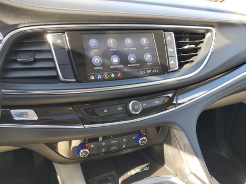 Used 2022 Buick Enclave Essence w/ Experience Buick Package image 32