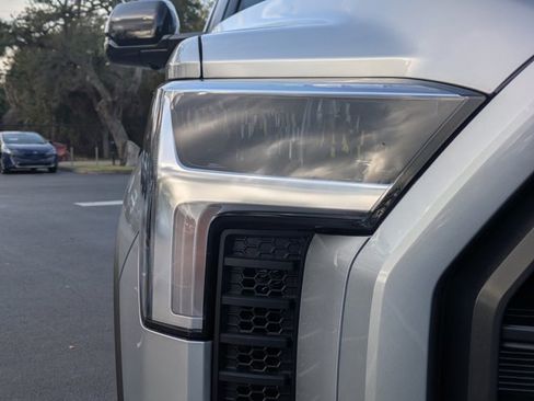 New 2026 Toyota Tundra Limited AWD/4WD image 10