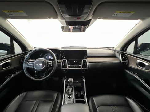 Used 2023 Kia Sorento S AWD/4WD image 10