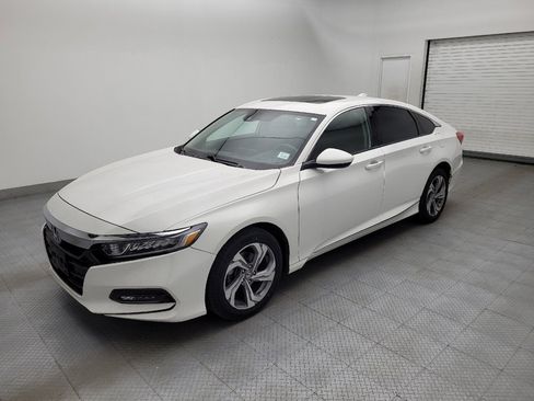 Used 2020 Honda Accord EX image 2