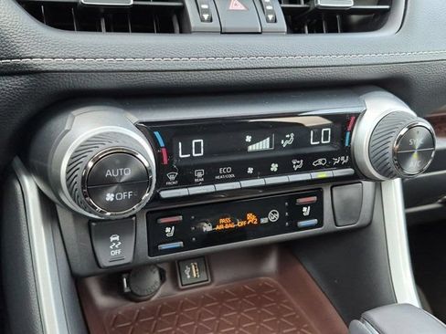Used 2025 Toyota RAV4 Limited w/ Weather Package AWD/4WD image 15