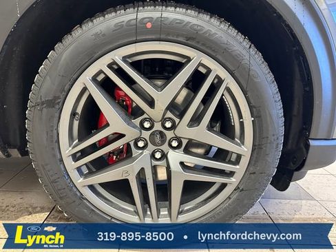 New 2026 Ford Explorer ST w/ Sun And Sound Package image 30