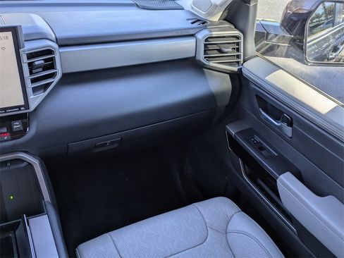 Certified 2024 Toyota Sequoia Limited image 19