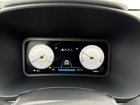 Certified 2023 Hyundai Kona SE image 11