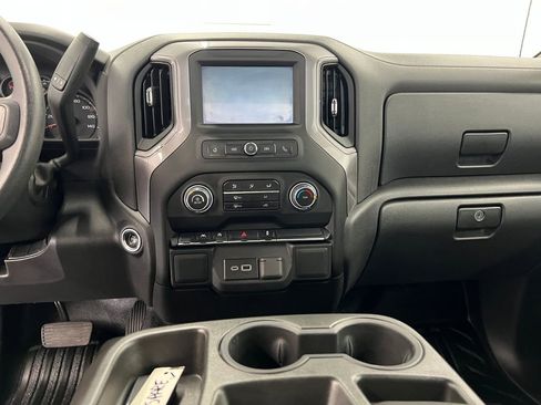 Used 2024 Chevrolet Silverado 1500 W/T w/ WT Value Package AWD/4WD image 18