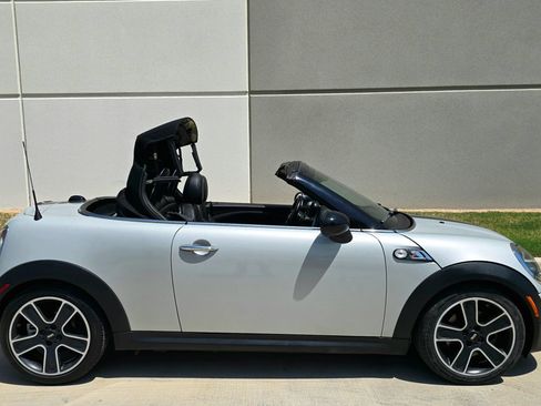 Used 2013 MINI Cooper Roadster S FWD image 9