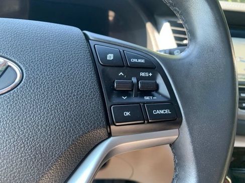 Used 2016 Hyundai Tucson Limited w/ Option Group 03 FWD image 22