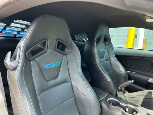 Used 2019 Ford Mustang GT Premium w/ GT Performance Package RWD image 12