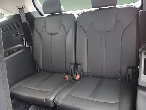 Used 2023 Kia Sorento S w/ Panoramic Sunroof Package FWD image 43