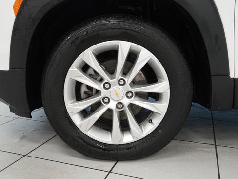 Used 2021 Chevrolet TrailBlazer LS FWD image 15