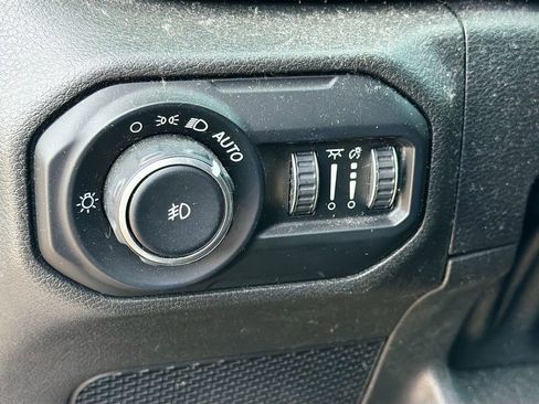 Used 2021 Jeep Wrangler Unlimited Sport AWD/4WD image 10