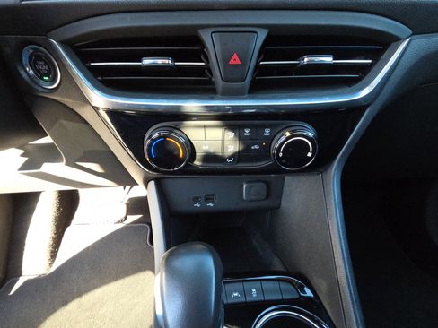 Certified 2024 Buick Encore GX Sport Touring w/ Black Roof Package image 23