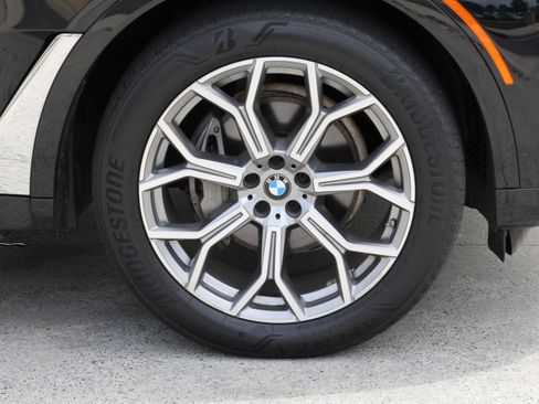 Used 2020 BMW X7 xDrive40i w/ Luxury Seating Package AWD/4WD image 11