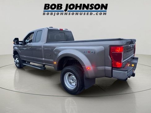 Used 2022 Ford F350 Lariat w/ Lariat Value Package AWD/4WD image 5