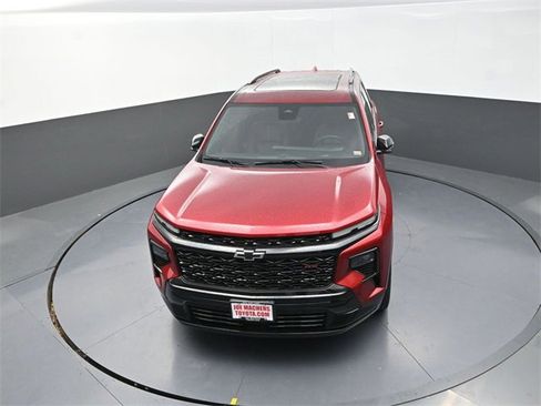 Used 2024 Chevrolet Traverse RS image 20