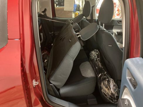 New 2025 Ford Maverick XLT w/ Equipment Group 302A image 33