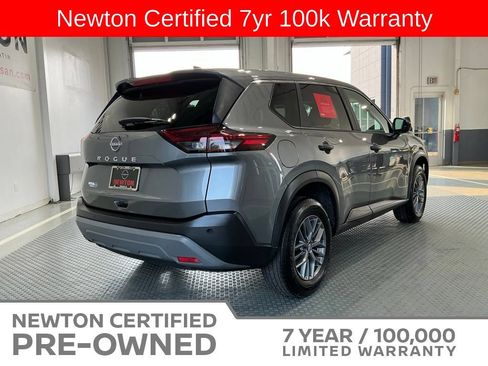 Used 2023 Nissan Rogue S FWD image 23