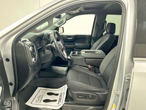 Used 2020 GMC Sierra 1500 SLE w/ SLE Value Package image 9