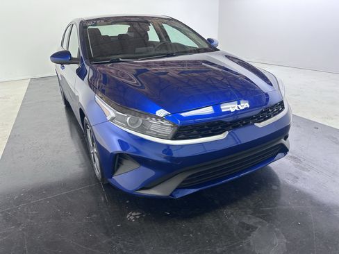 Used 2022 Kia Forte LXS FWD image 8