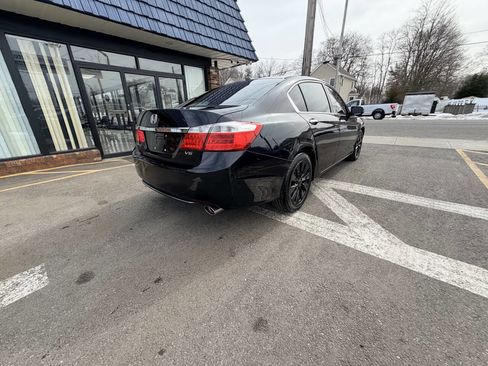 Used 2015 Honda Accord EX-L image 11