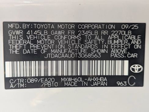 Used 2026 Toyota Prius Limited image 28