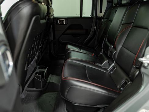 Used 2023 Jeep Gladiator Rubicon w/ Cold Weather Group image 68